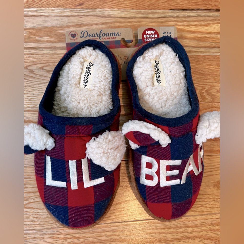 Deerfarm kids slippers new with tags tags